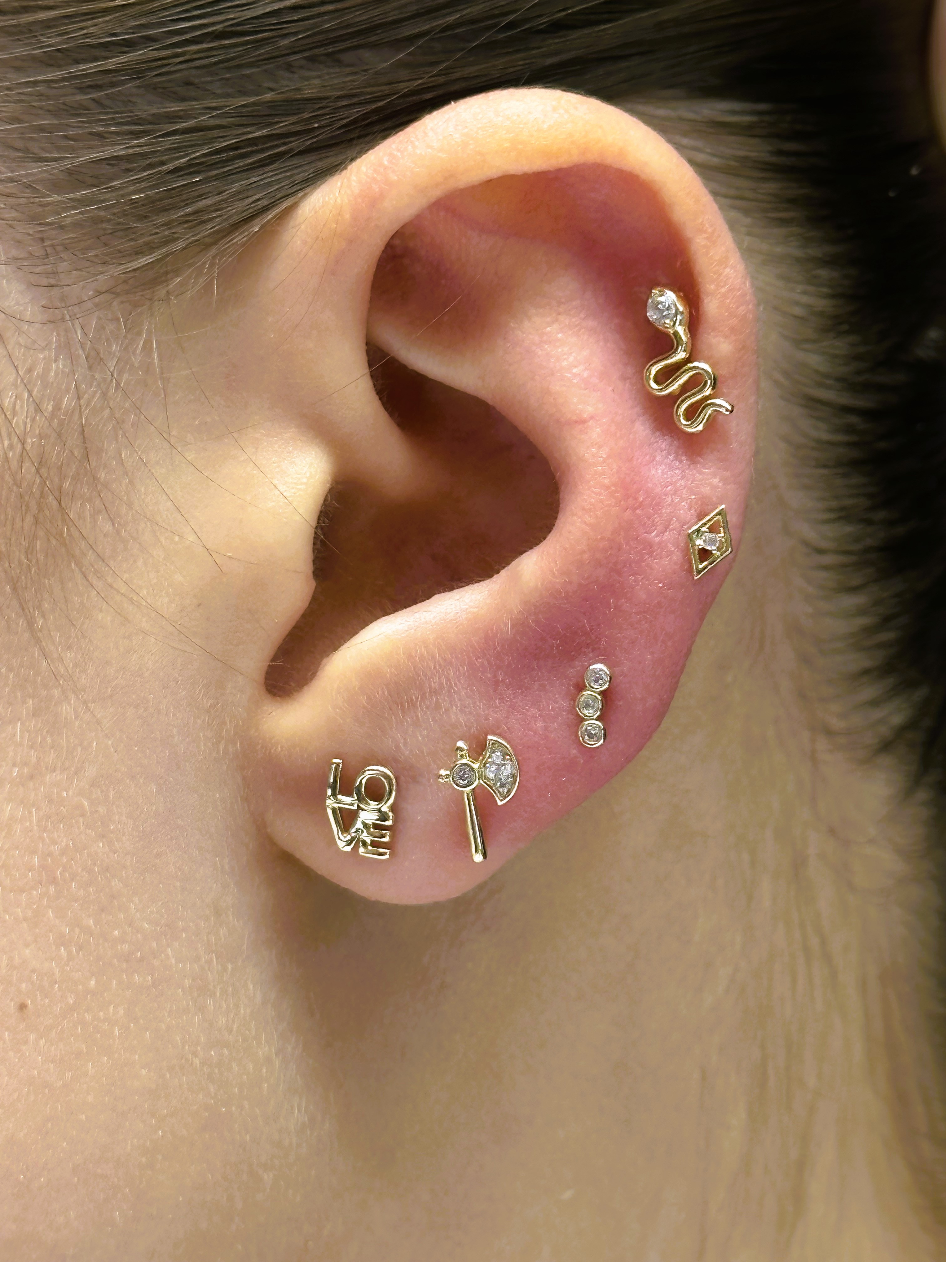 14%20Ayar%20Altın%20Piercing%20Tragus%20Küpe%2025114-T006