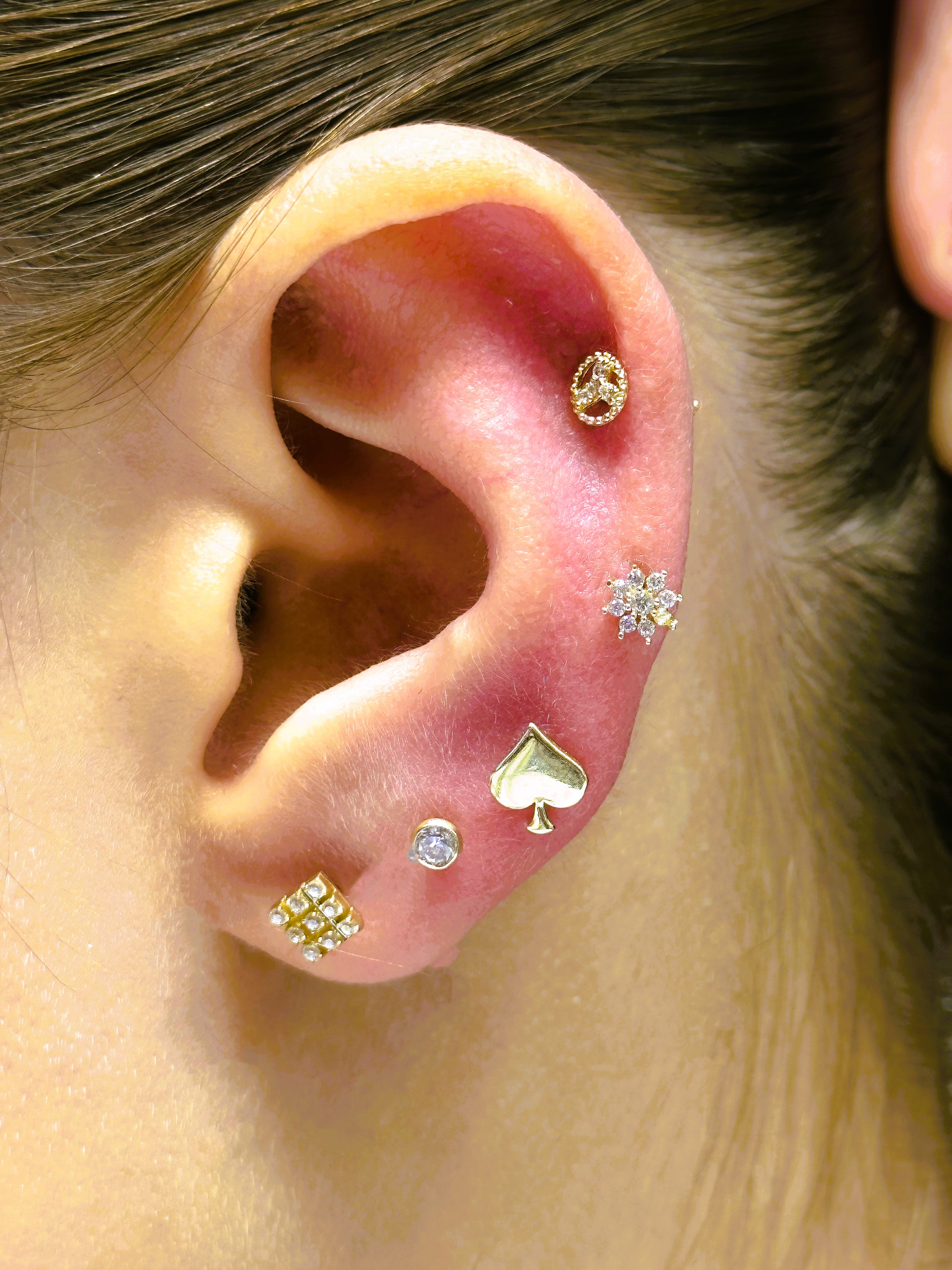 14%20Ayar%20Altın%20Piercing%20Tragus%20Küpe%2025114-T018